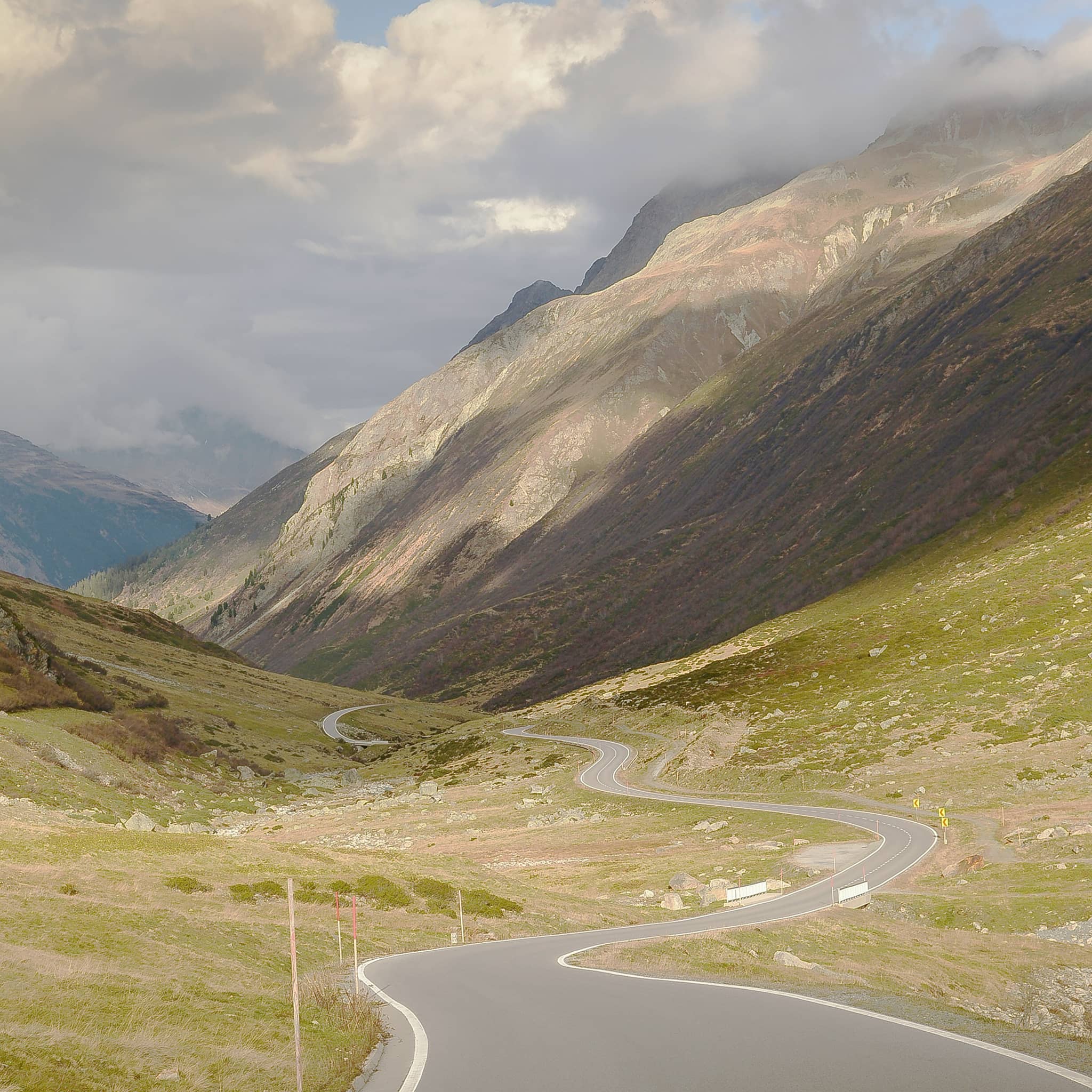 Original image before applying Curves effect